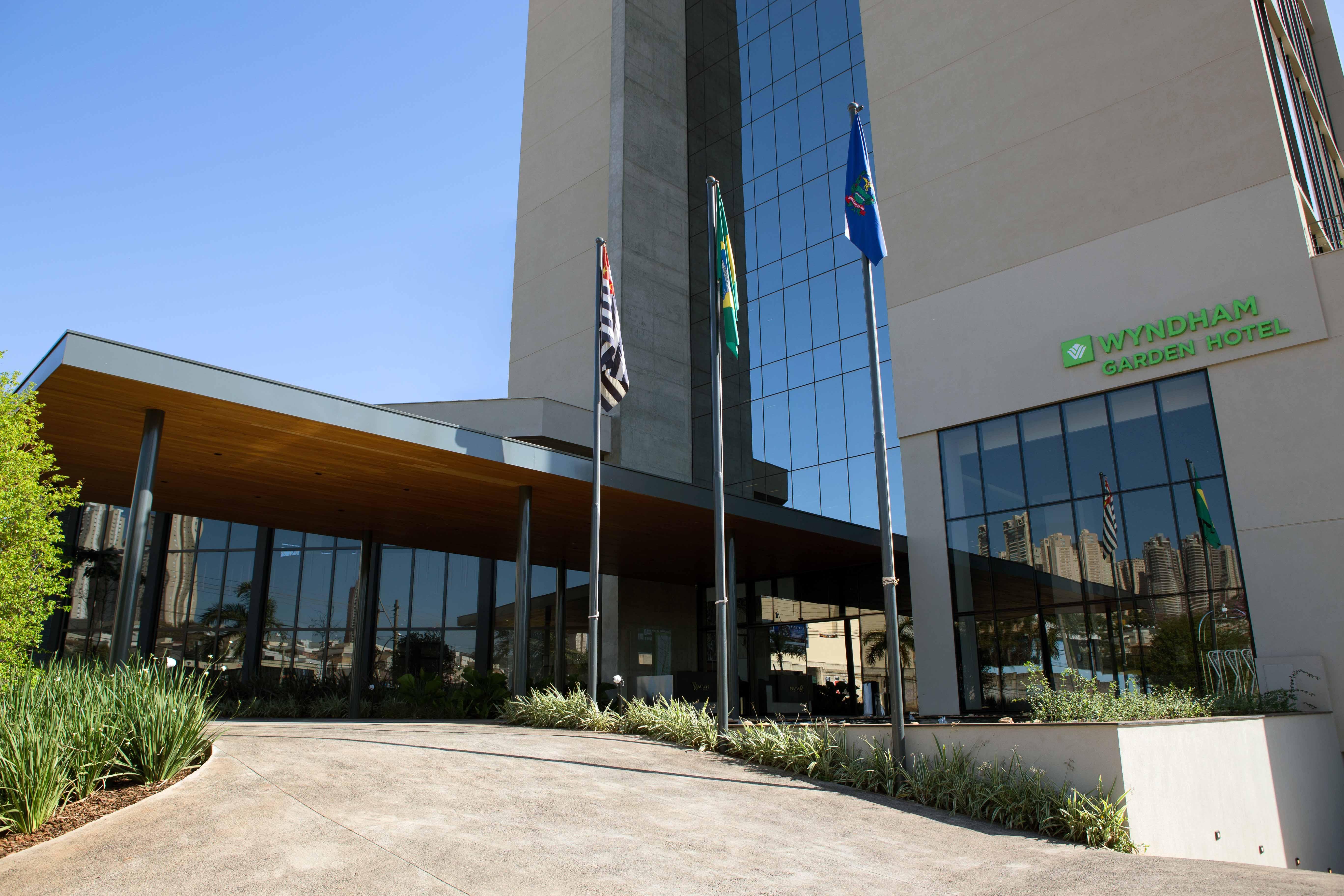 Wyndham Garden Ribeirao Preto Convention Hotel Exterior photo