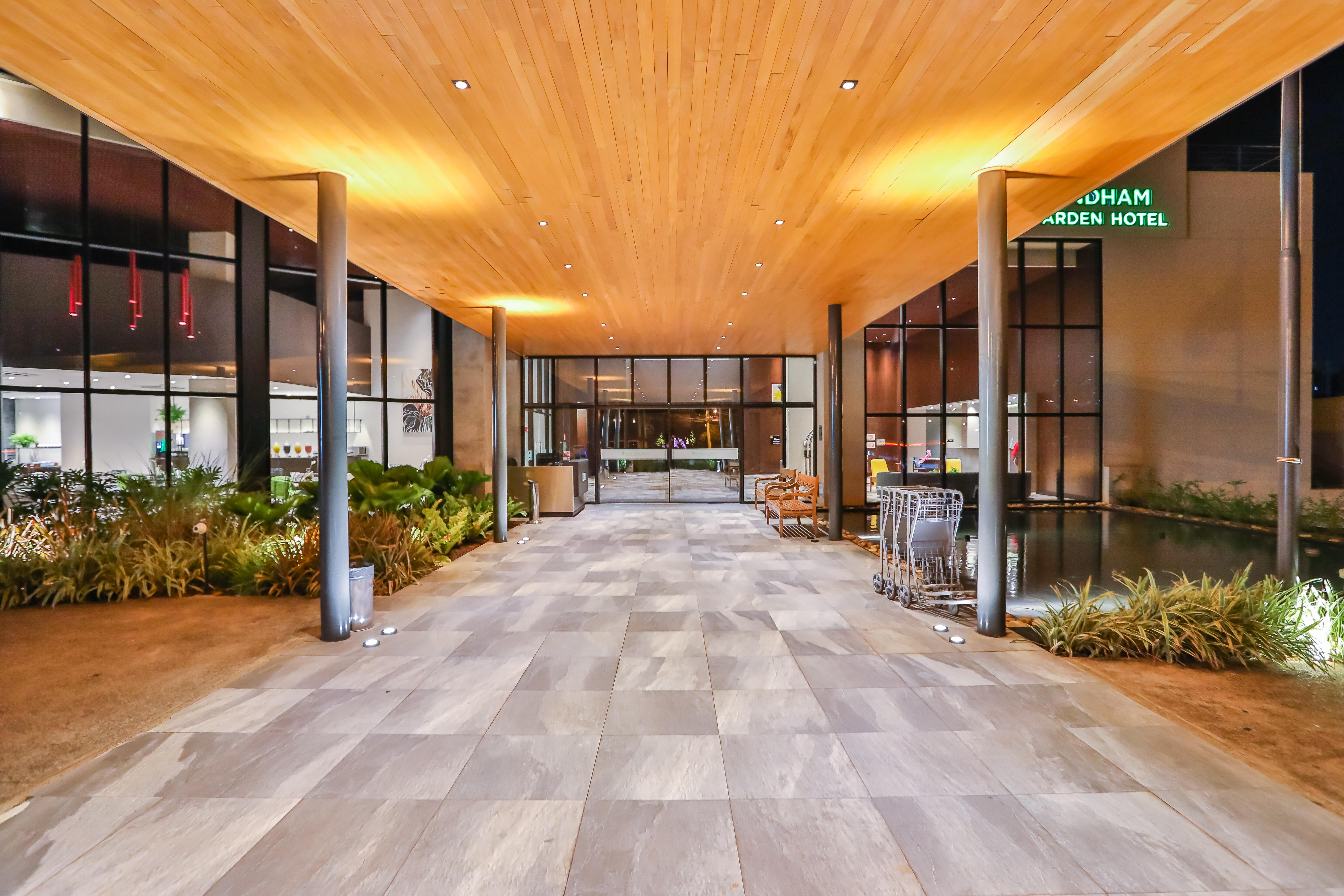 Wyndham Garden Ribeirao Preto Convention Hotel Exterior photo